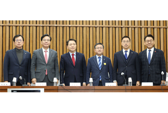 Rival parties agree to endorse gov&#39;t plan to launch veterans affairs ministry, body for consular services 관련사진 1 보기