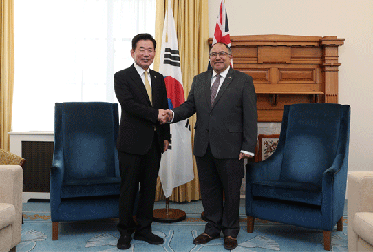 Assembly speaker asks for New Zealand&#39;s support for 2030 World Expo bid 관련사진 1 보기