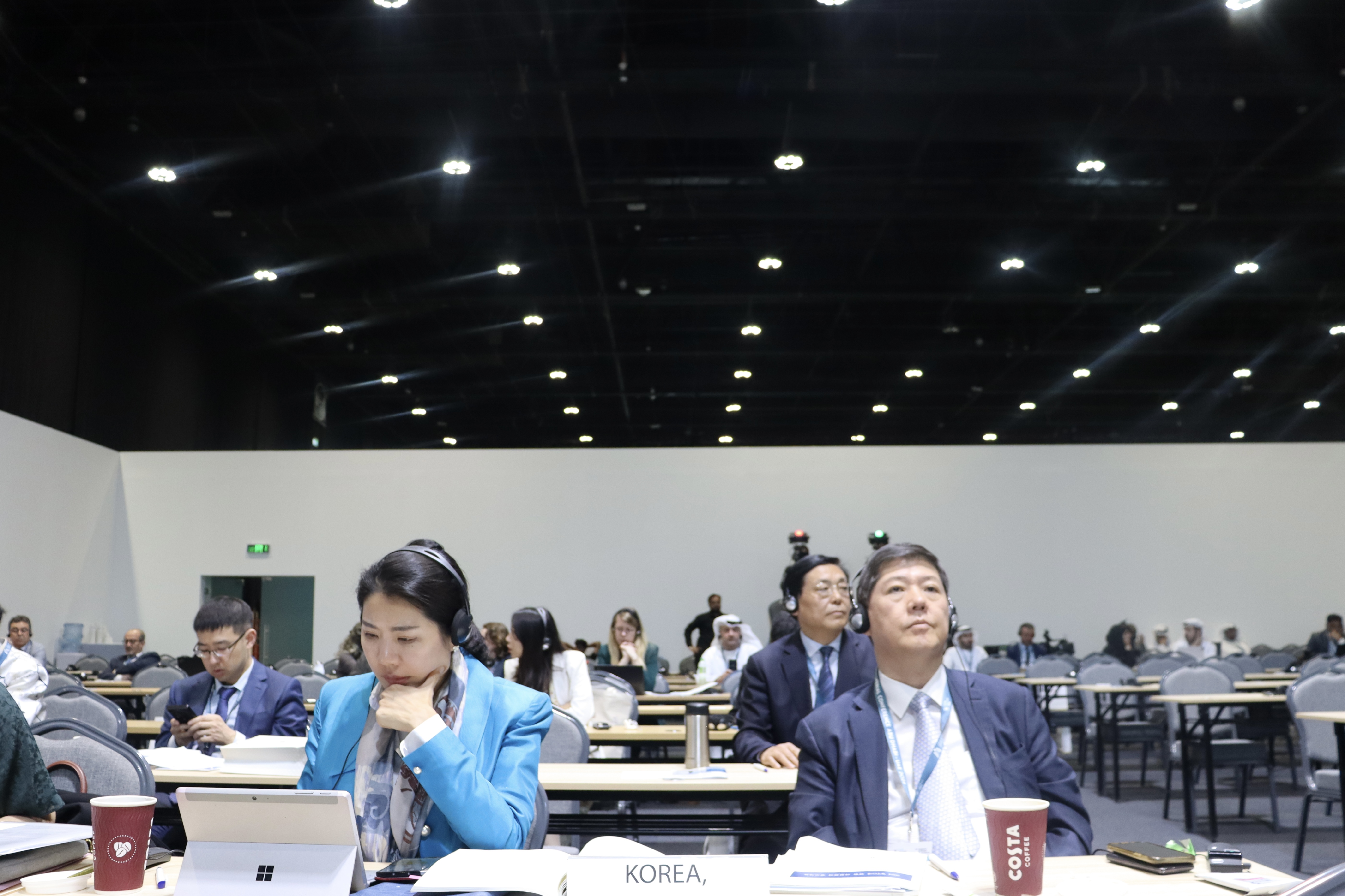 National Assembly attends 2024 Parliamentary Conference on the WTO 관련사진 3 보기