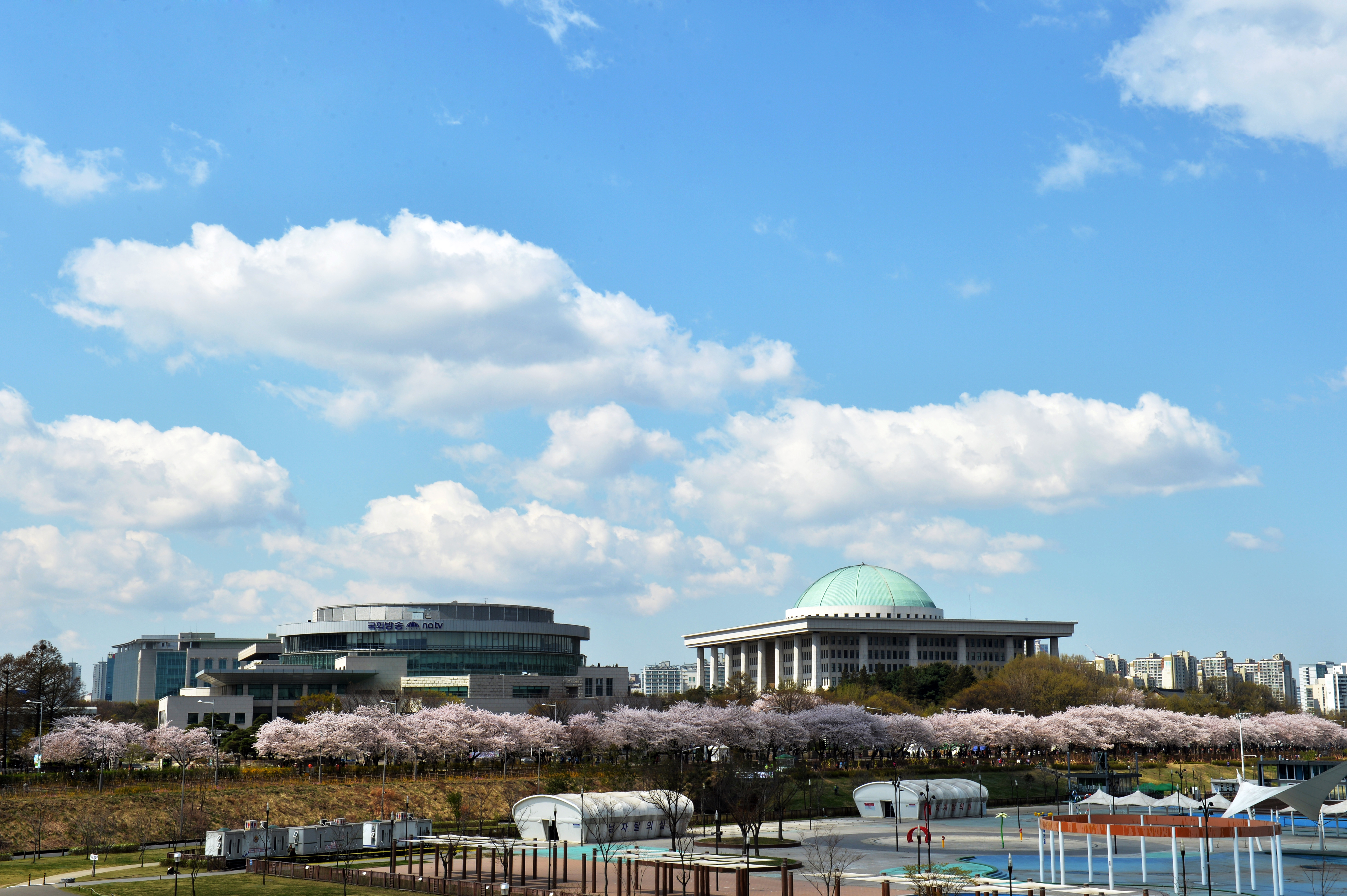 View of the National Assembly Building 관련사진 1 보기