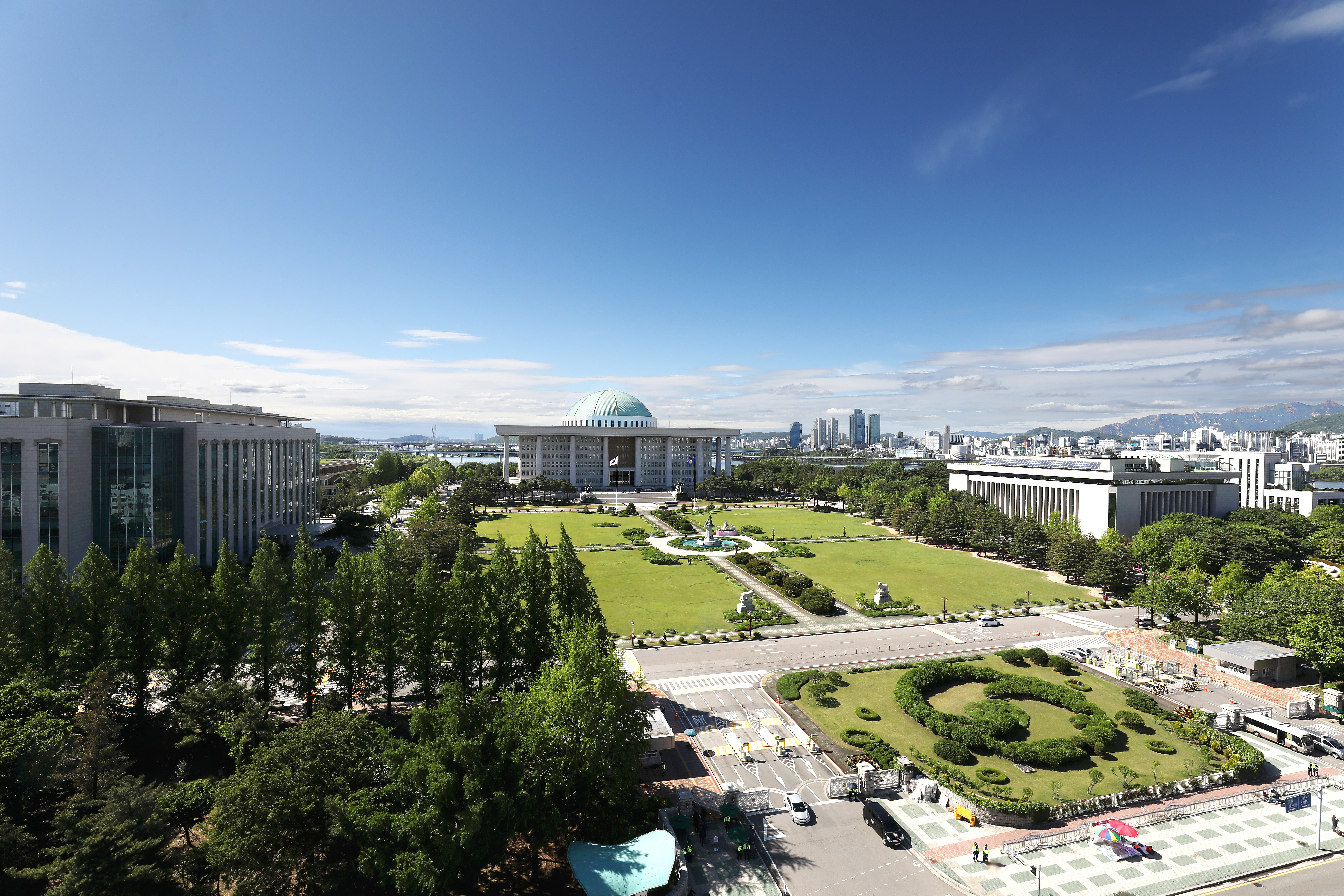 View of the National Assembly Building 관련사진 2 보기