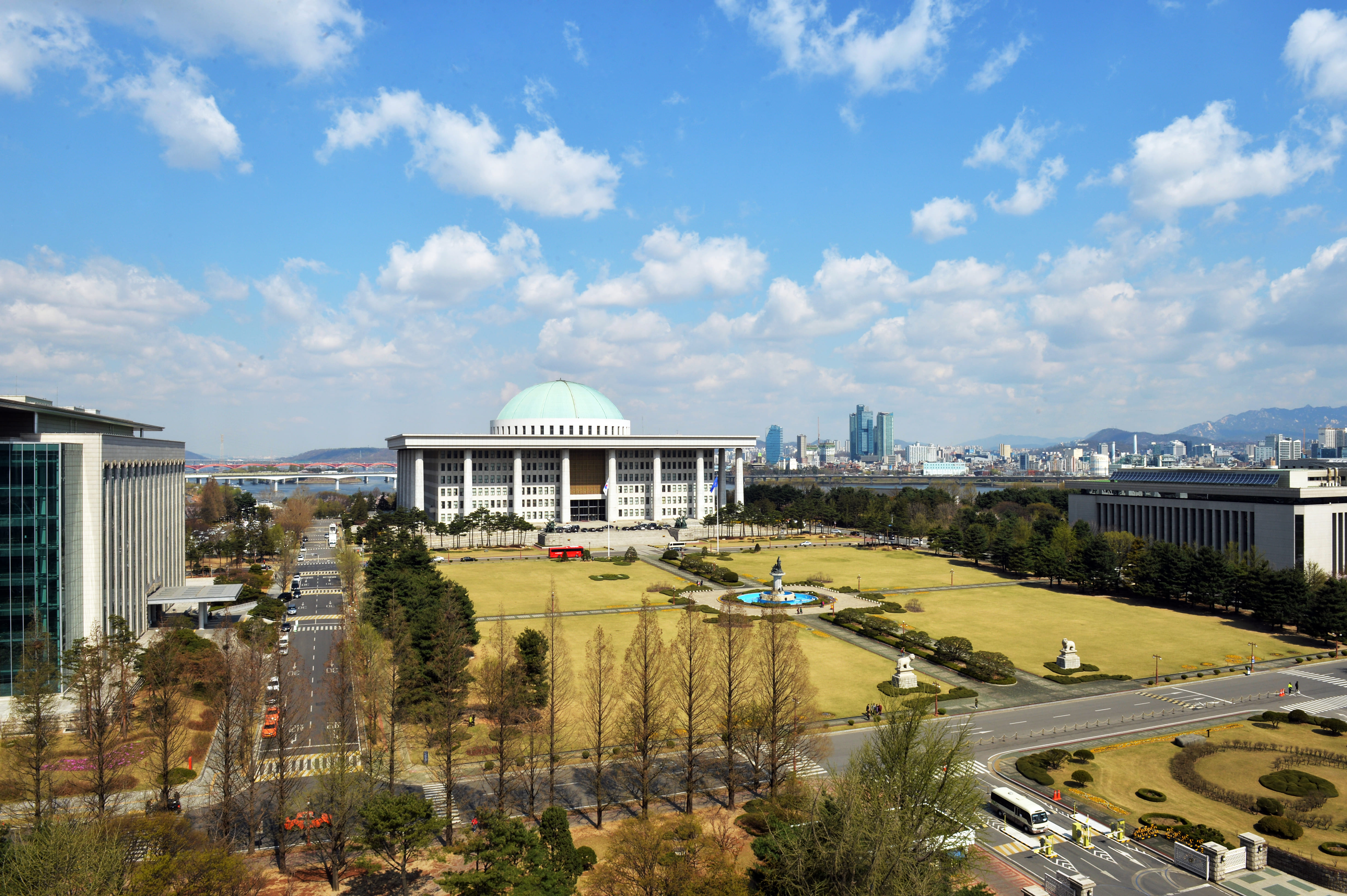 View of the National Assembly Building 관련사진 4 보기