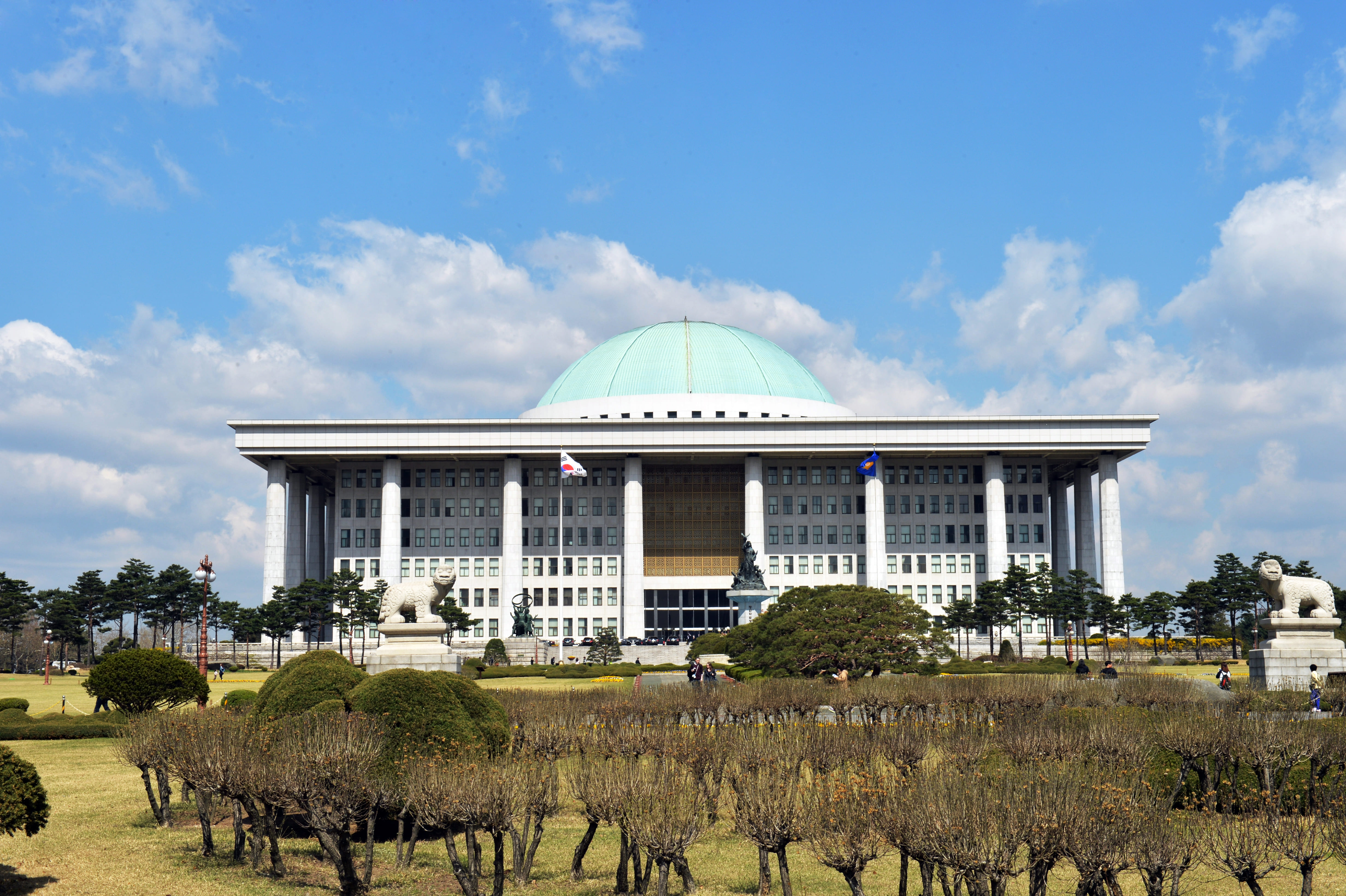 View of the National Assembly Building 관련사진 3 보기