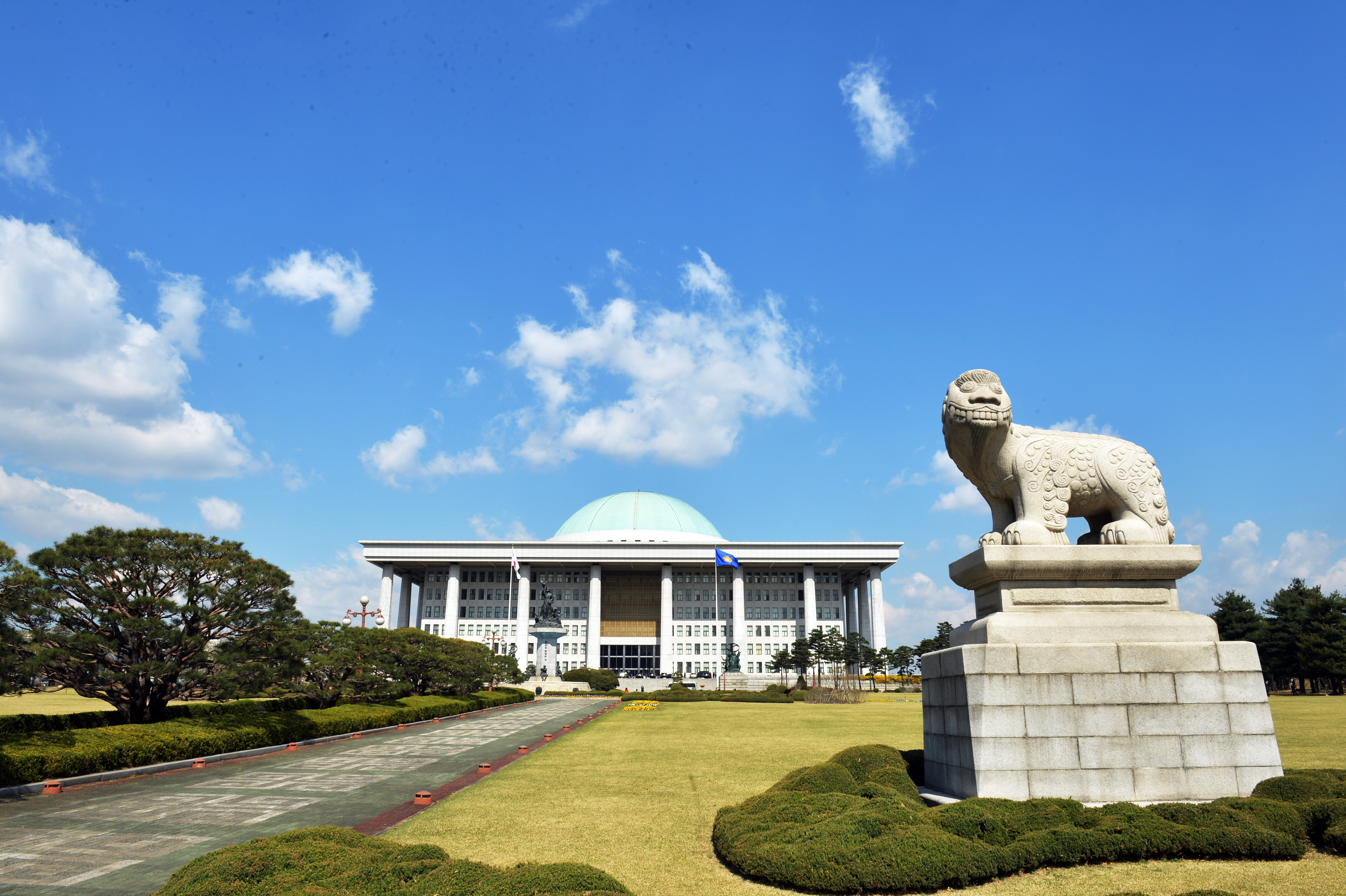 View of the National Assembly Building 관련사진 2 보기