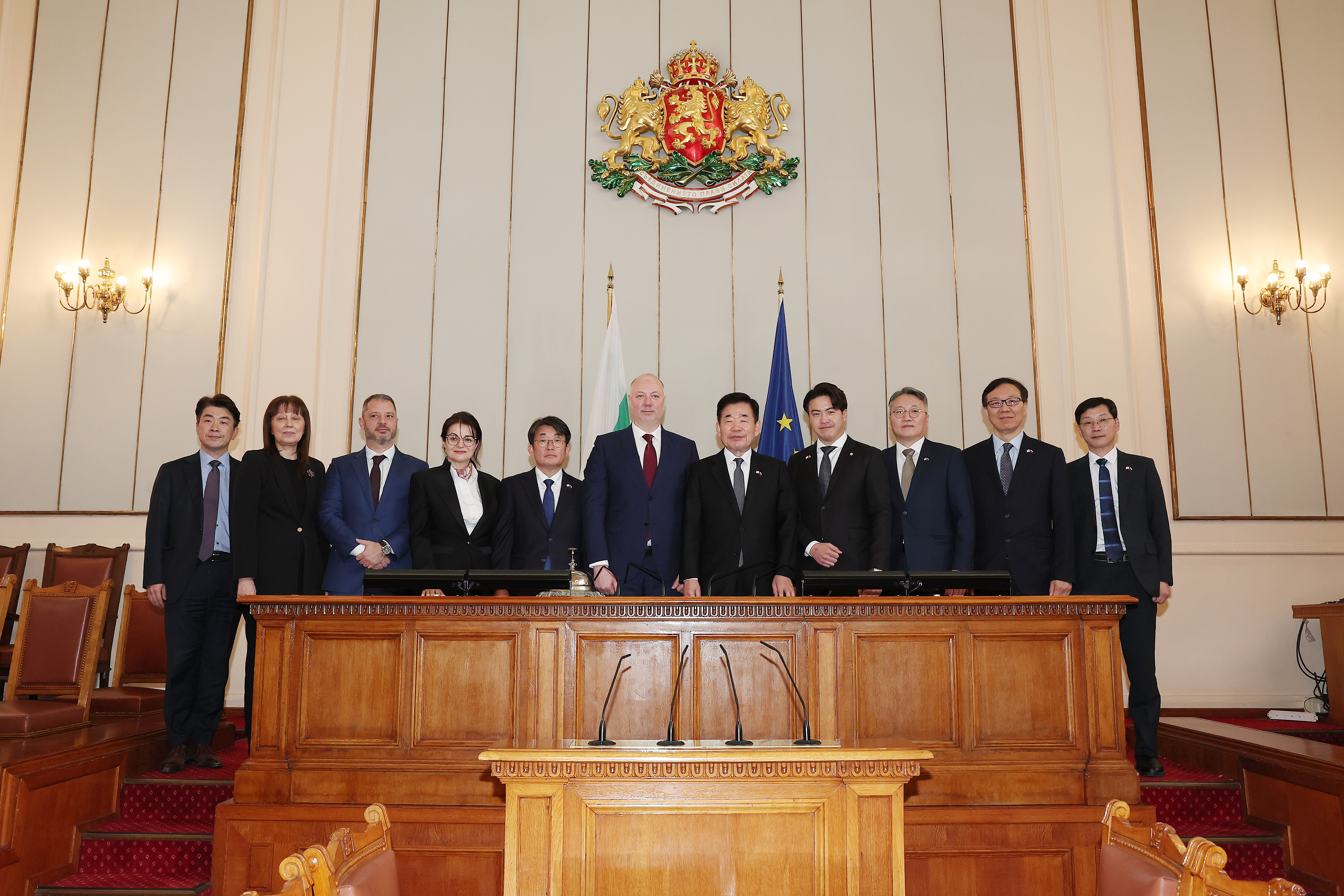 Speaker meets with Bulgarian President, and Speaker of National Assembly (2) 관련사진 5 보기