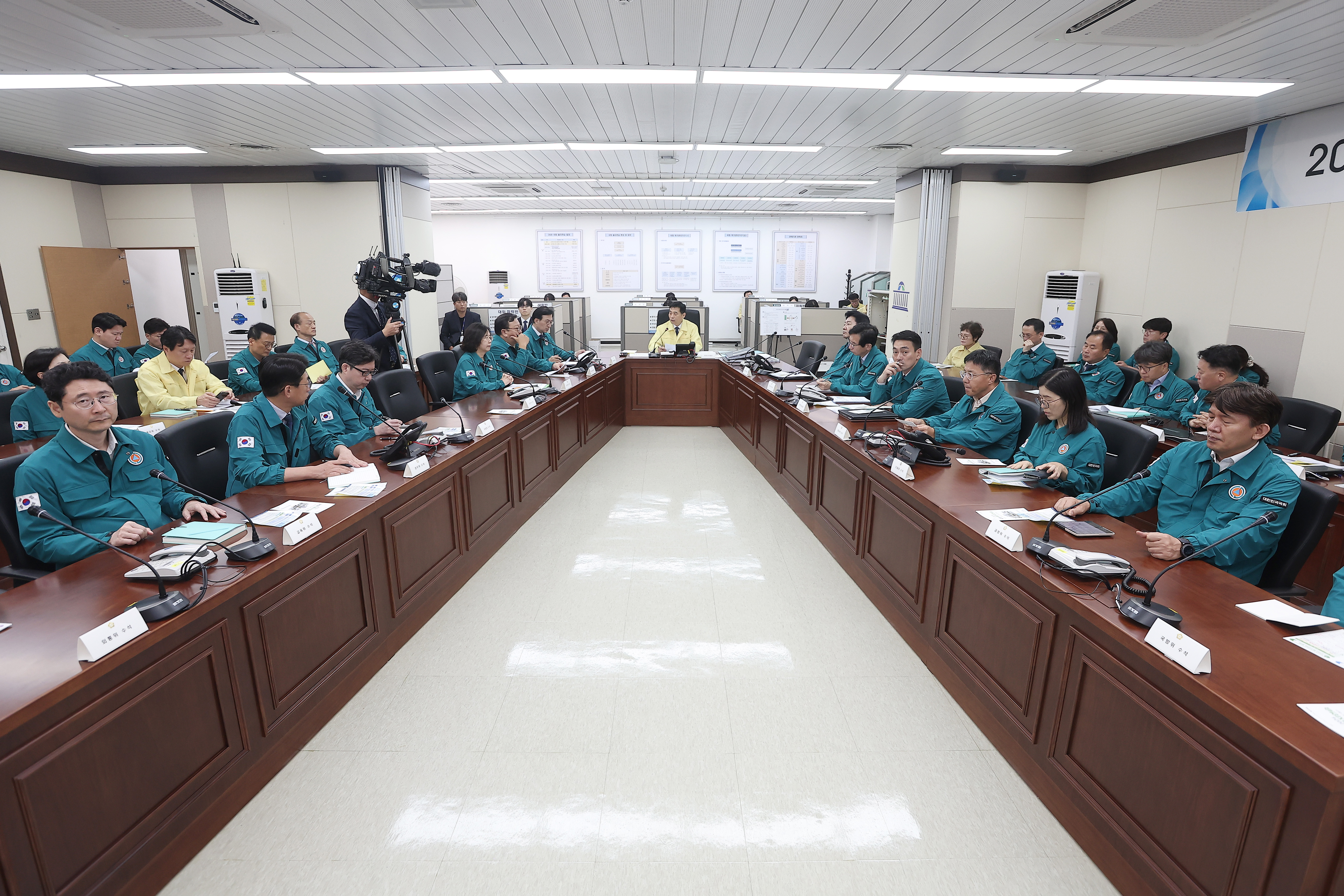 Secretary General Kim oversees a formal briefing on National Assembly&rsquo;s 2024 Ulchi civil defense exercise 관련사진 6 보기