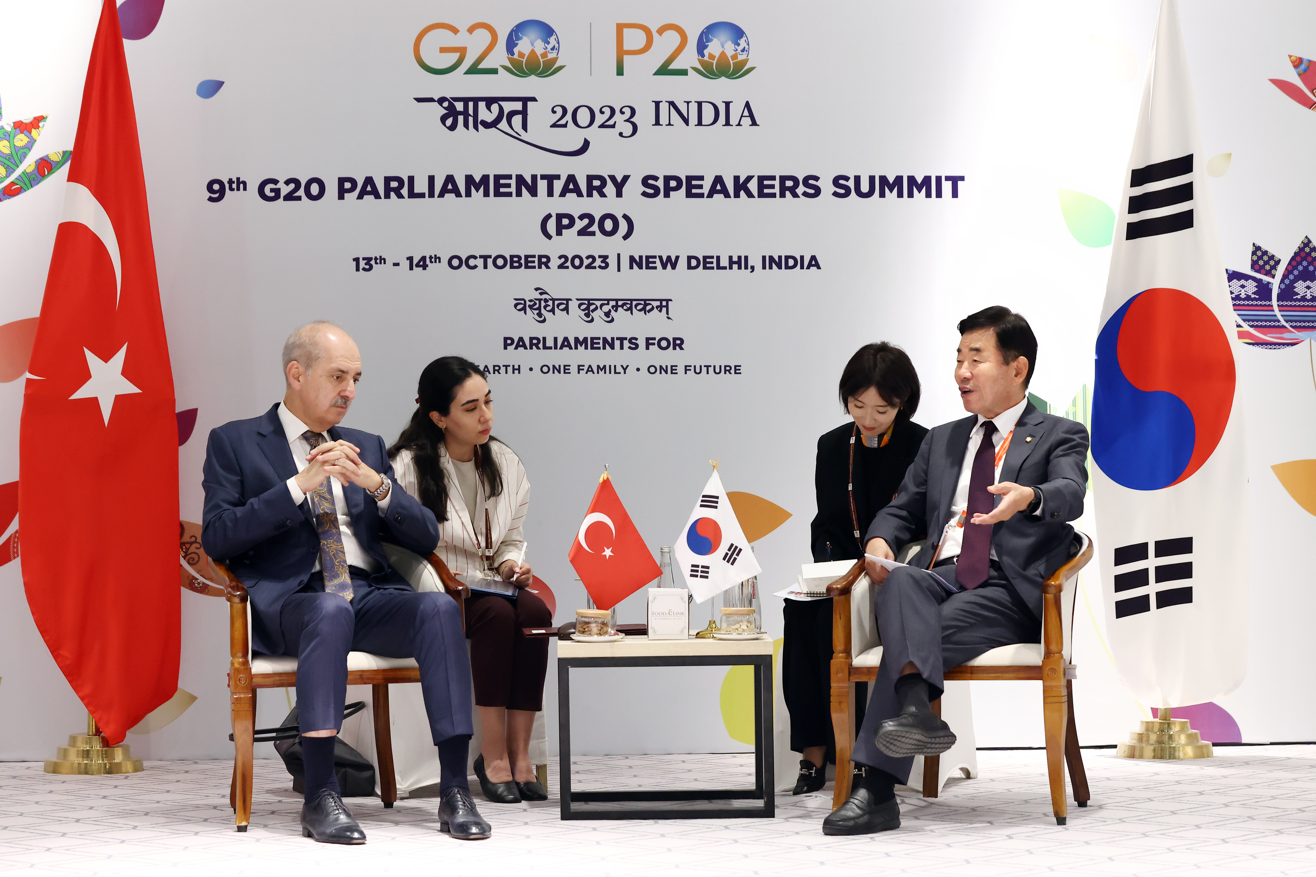 Speaker Kim Jin-pyo addresses G20 Parliamentary Speakers&rsquo; Summit and holds bilateral talks with Speakers of T&uuml;rkiye, UAE and the United Kingdom 관련사진 2 보기