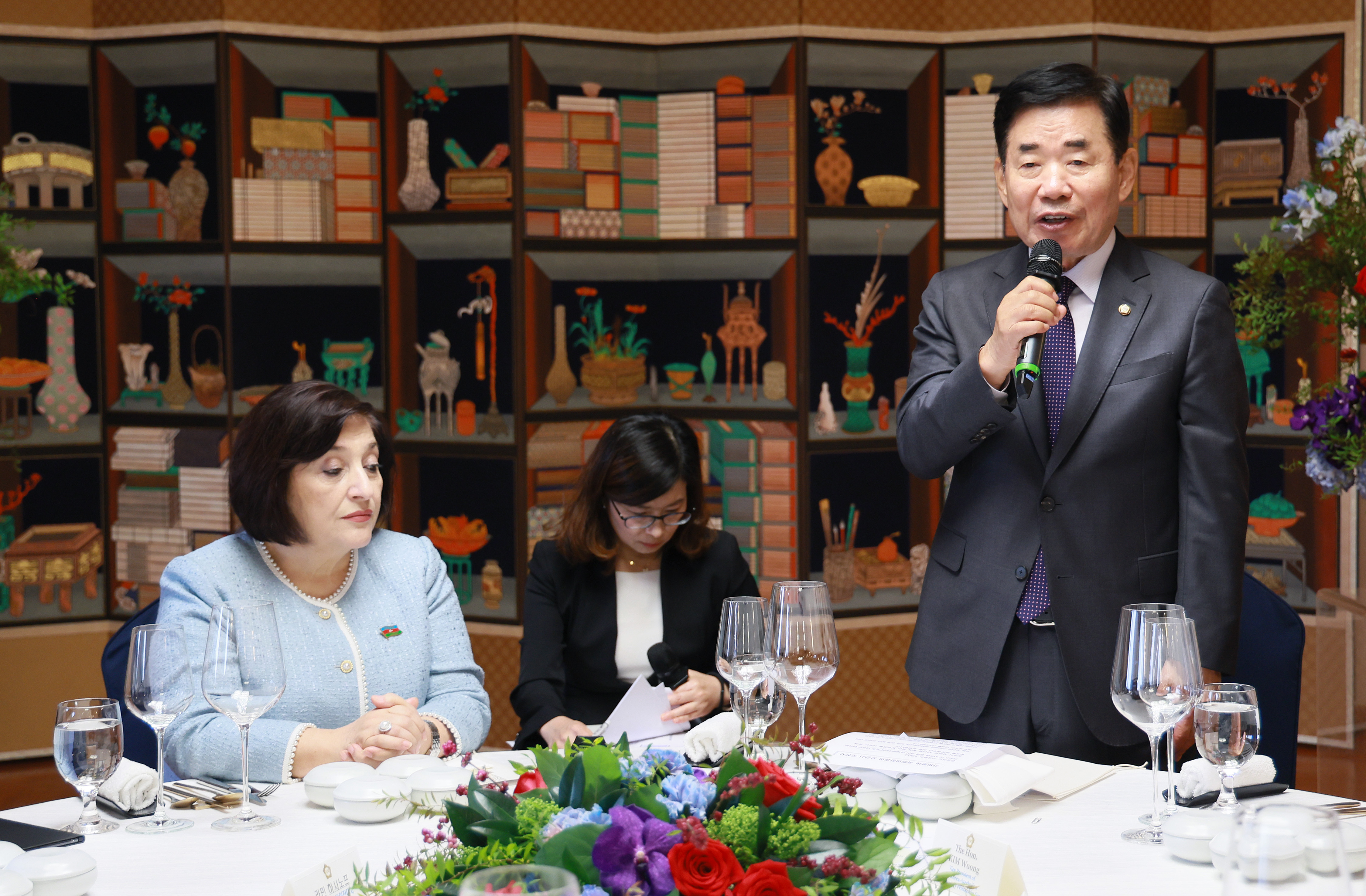 Speaker Kim Jin-pyo holds talks with Speaker of the National Assembly of Azerbaijan 관련사진 7 보기