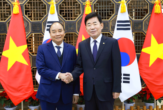 Speaker Kim meets with Vietnamese President 관련사진 1 보기